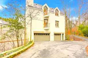 1100 Crest Ln, McLean, VA 22101 - Photo 55