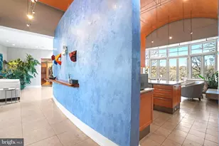 1100 Crest Ln, McLean, VA 22101 - Photo 17