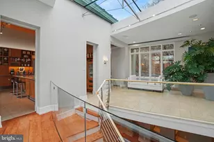 1100 Crest Ln, McLean, VA 22101 - Photo 39