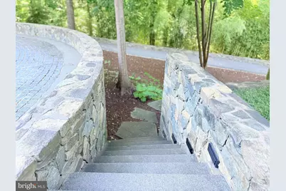 1100 Crest Lane, McLean, VA 22101 - Photo 21