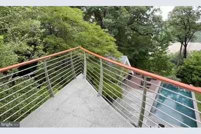 1100 Crest Lane, McLean, VA 22101 - Photo 35