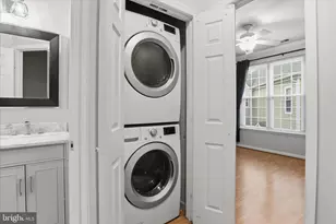 12905 Alton Square, Herndon, VA 20170 - Photo 19