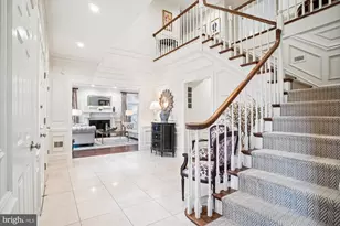 8405 Honeywood Ct, McLean, VA 22102 - Photo 7