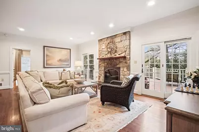 8405 Honeywood Court, McLean, VA 22102 - Photo 13