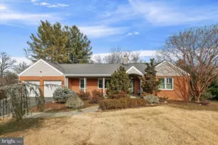 6448 Sleepy Ridge Rd, Falls Church, VA 22042 - Photo 5