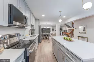 11713 Newbridge Ct, Reston, VA 20191 - Photo 9