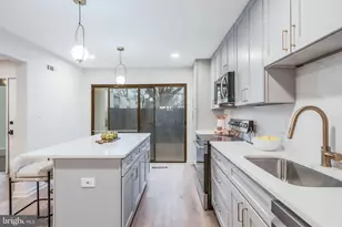 11713 Newbridge Ct, Reston, VA 20191 - Photo 11