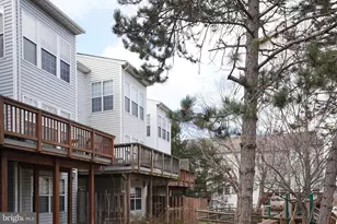 13932 Gothic Dr, Centreville, VA 20121 - Photo 29