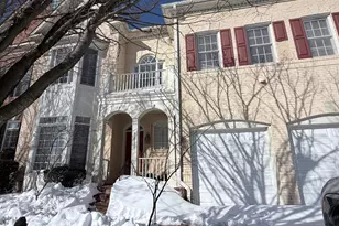 12739 Lady Somerset Ln, Fairfax, VA 22033 - Photo 3