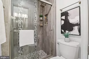 5207 Ruffner Woods Ct, Burke, VA 22015 - Photo 19