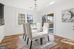 5207 Ruffner Woods Ct, Burke, VA 22015 - Photo 11