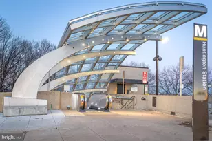 2648 Redcoat Dr, Alexandria, VA 22303 - Photo 27