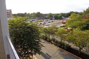 2700 Bellforest Ct, Vienna, VA 22180 - Photo 17