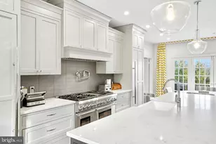 6202 Vernon Palmer Ct, McLean, VA 22101 - Photo 17