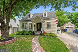 2819 Summerfield Rd, Falls Church, VA 22042 - Photo 3