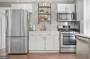 2819 Summerfield Rd, Falls Church, VA 22042 - Photo 17