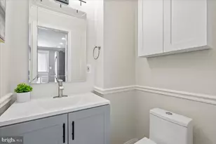 2819 Summerfield Rd, Falls Church, VA 22042 - Photo 11