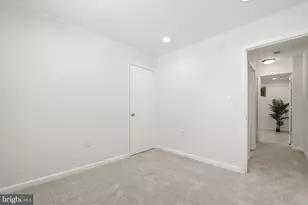 9652 Lindenbrook St, Fairfax, VA 22031 - Photo 37