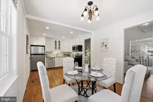 9652 Lindenbrook St, Fairfax, VA 22031 - Photo 13