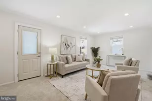 9652 Lindenbrook St, Fairfax, VA 22031 - Photo 7