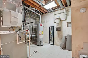 9652 Lindenbrook St, Fairfax, VA 22031 - Photo 35