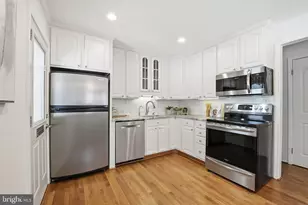 9652 Lindenbrook St, Fairfax, VA 22031 - Photo 15