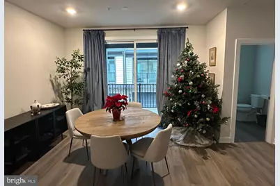 209 Market Square NW #17, Vienna, VA 22180 - Photo 9