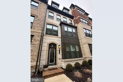 209 Market Square NW #17, Vienna, VA 22180 - Photo 3