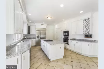 8951 Brook Road, McLean, VA 22102 - Photo 13