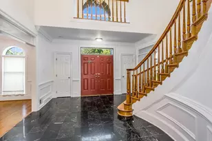 8951 Brook Rd, McLean, VA 22102 - Photo 3