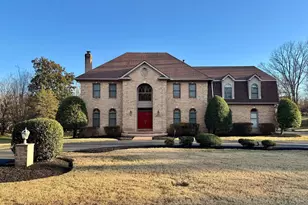 8951 Brook Rd, McLean, VA 22102 - Photo 1