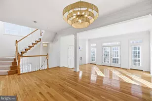 1817 Fallbrook Ln, Vienna, VA 22182 - Photo 9