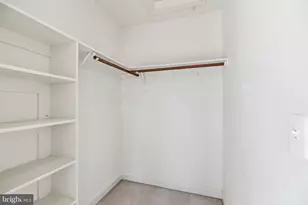 1817 Fallbrook Ln, Vienna, VA 22182 - Photo 31