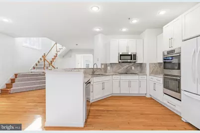 1817 Fallbrook Lane, Vienna, VA 22182 - Photo 13