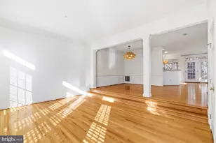 1817 Fallbrook Ln, Vienna, VA 22182 - Photo 7