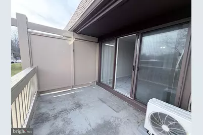 5823 Royal Ridge Drive, Springfield, VA 22152 - Photo 11