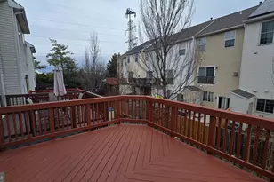 2441 Old Farmhouse Ct, Herndon, VA 20171 - Photo 15