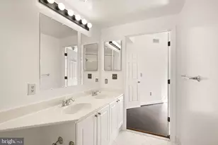 1625 International Dr, McLean, VA 22102 - Photo 27