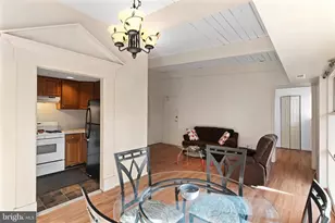 4221 Americana Dr, Annandale, VA 22003 - Photo 21