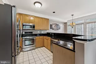 6251 Windham Hill Run, Alexandria, VA 22315 - Photo 15