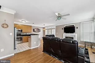 6251 Windham Hill Run, Alexandria, VA 22315 - Photo 11