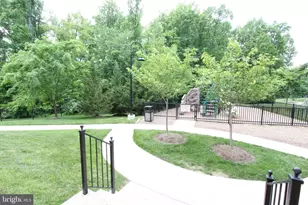 4464 Beacon Grove Cir, Fairfax, VA 22033 - Photo 27