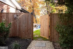 3809 Moss Dr, Annandale, VA 22003 - Photo 5