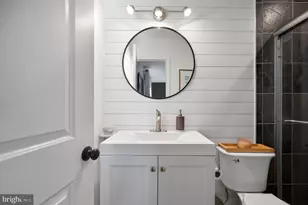 3809 Moss Dr, Annandale, VA 22003 - Photo 25