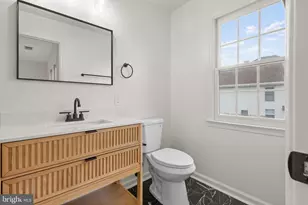 2370 Whitestone Hill Ct, Falls Church, VA 22043 - Photo 11