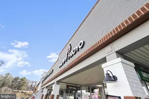 2370 Whitestone Hill Ct, Falls Church, VA 22043 - Photo 93