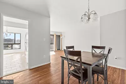 561 Florida Avenue #204, Herndon, VA 20170 - Photo 3