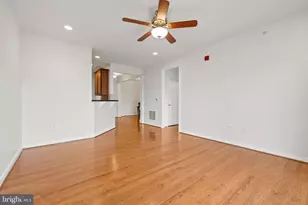 8970 Fascination Ct, Lorton, VA 22079 - Photo 5