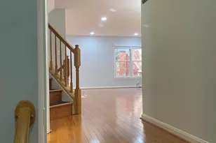 6413 Knapsack Ln, Centreville, VA 20121 - Photo 5