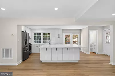 8612 Cottage Street SW, Vienna, VA 22180 - Photo 11